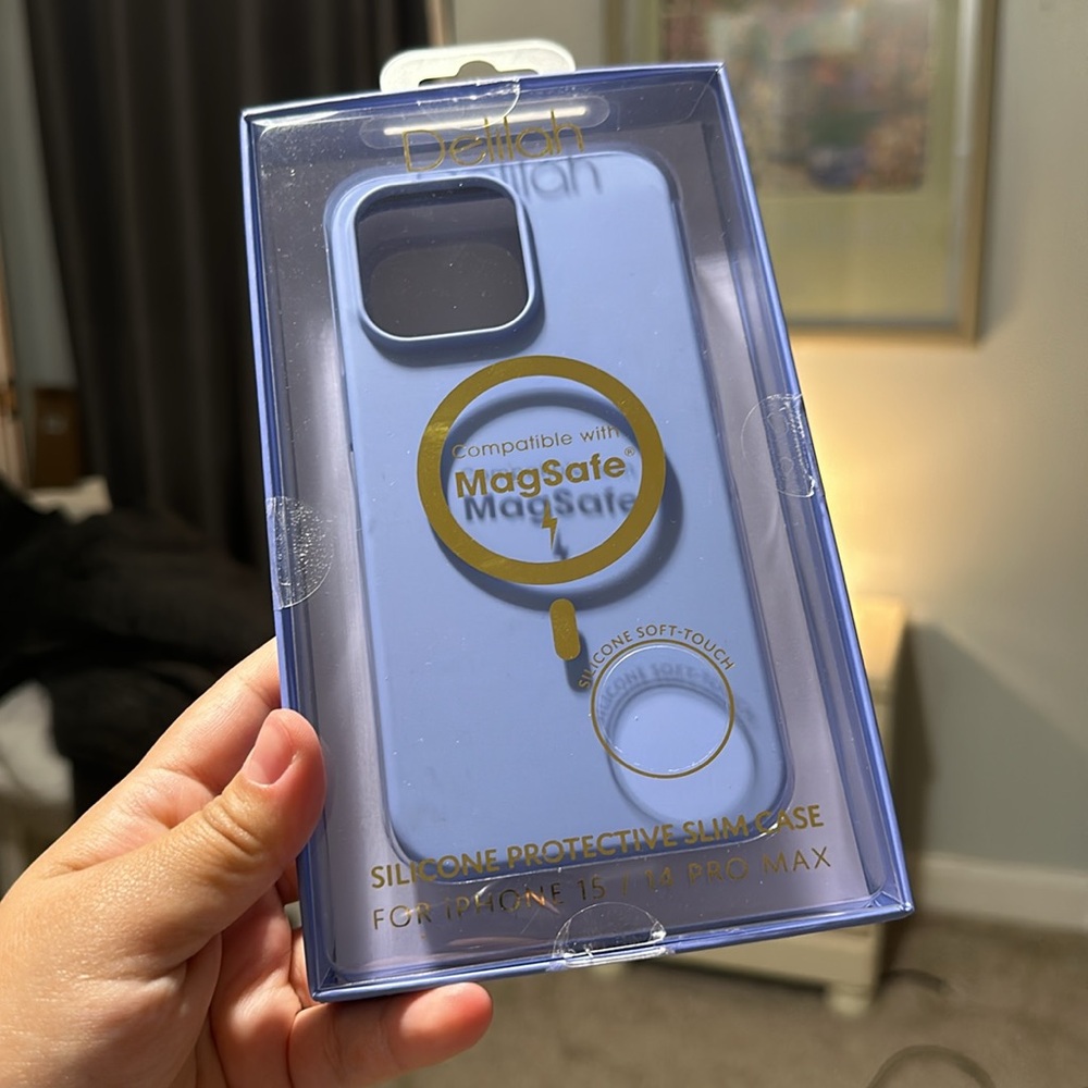 Delilah light Purple Silicone Phone case